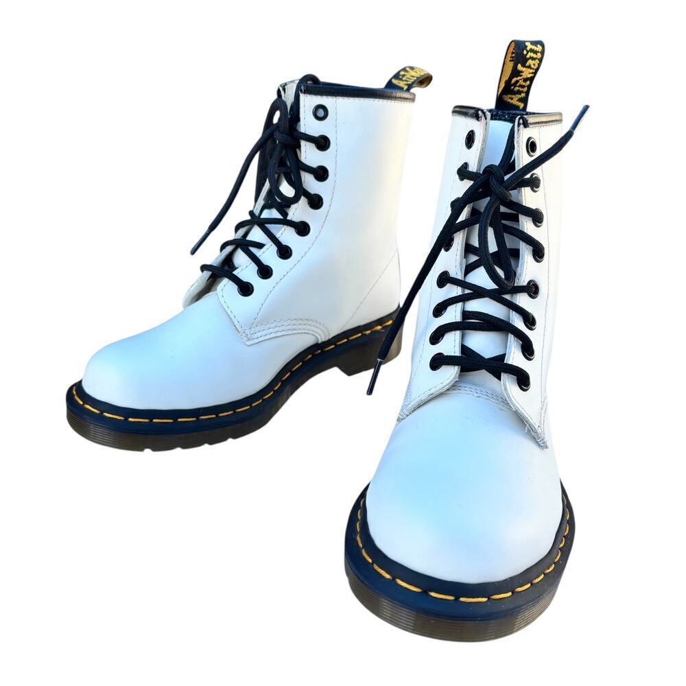 Dr Martens 1460 Women’s Boot Size 7 White Smooth Leather Docs - Picture 7 of 9